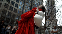 Eiko Otake, Red